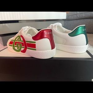 Gucci shoes, 100% Authentic.